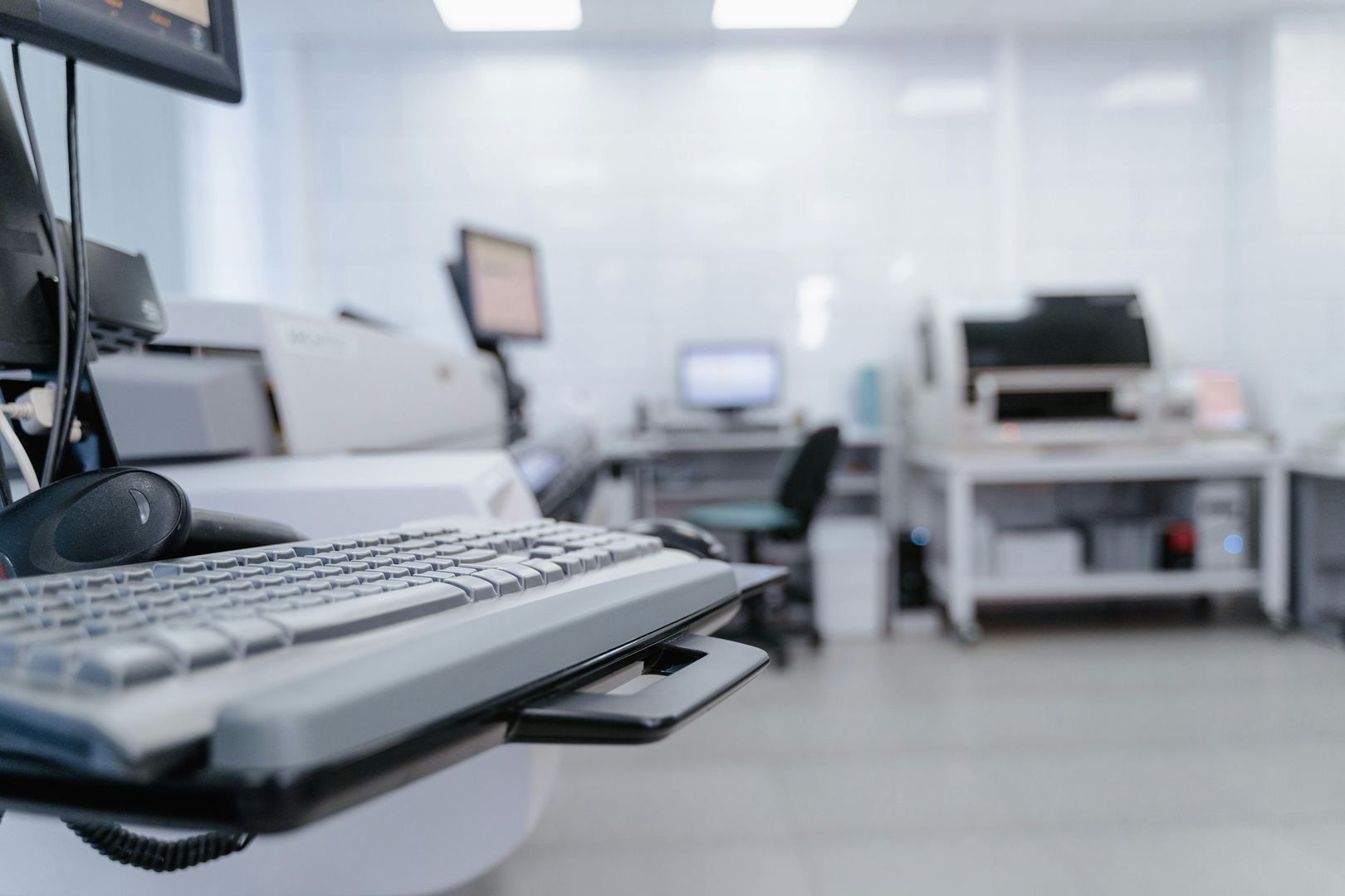 Evidence-based outcome tracking for opioid abatement programs